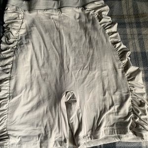 Ruffle side biker shorts